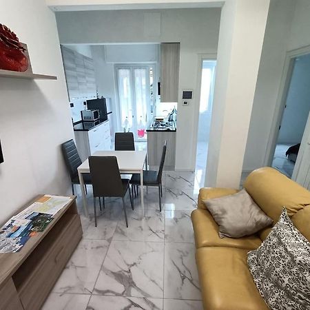 La Casa Di Lila - Appartamento Con Ingresso Indipendente E Spazio Esterno Rapallo Exterior photo